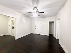 Building Photo - 1126 Berthea St