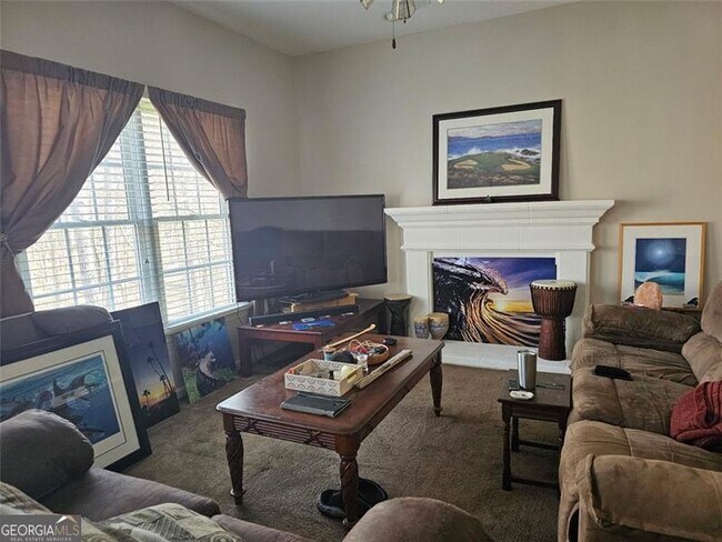 Foto del edificio - 557 Wisteria Dr