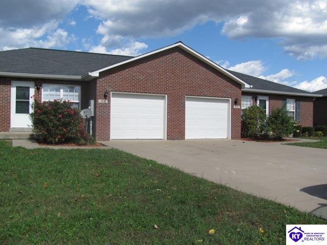 Foto principal - 139 Croghan Way