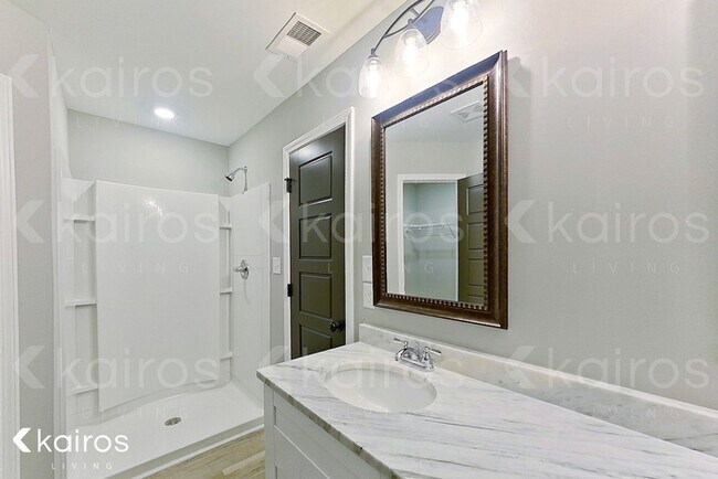 Building Photo - 105 Allentown Ct.