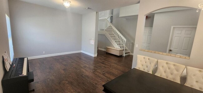 Building Photo - 4723 NW 119th Ave