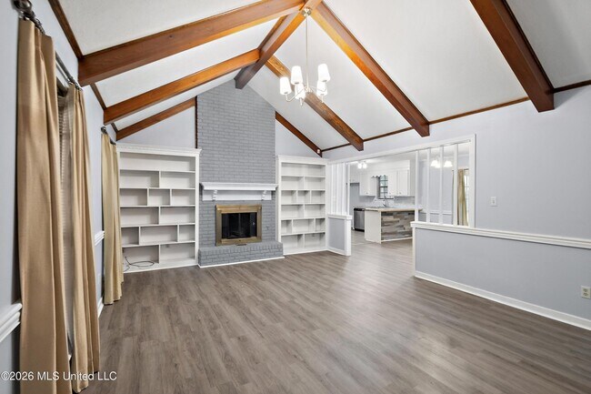 Foto del edificio - 548 Vineland Dr