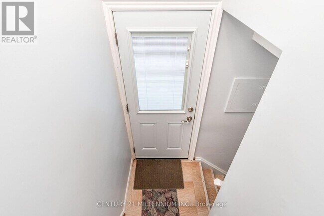 Building Photo - 18 Margrath Pl