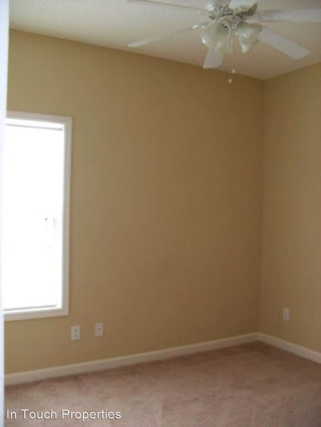 Building Photo - 4 br, 2 bath House - 5633 Fontana Rd