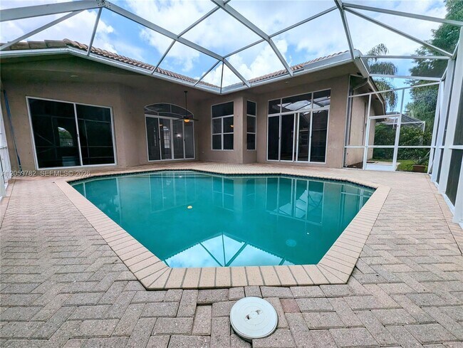 Building Photo - 3937 Nighthawk Dr