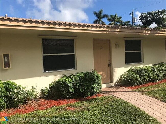 Foto del edificio - 1118 NE 16th St