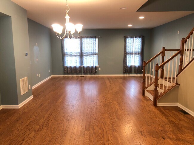 Main Level - Open concept - 33 Truman Dr