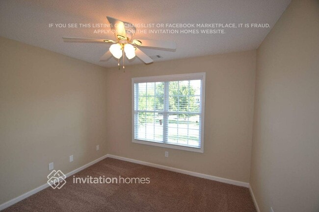 Building Photo - 605 Morningside Dr N