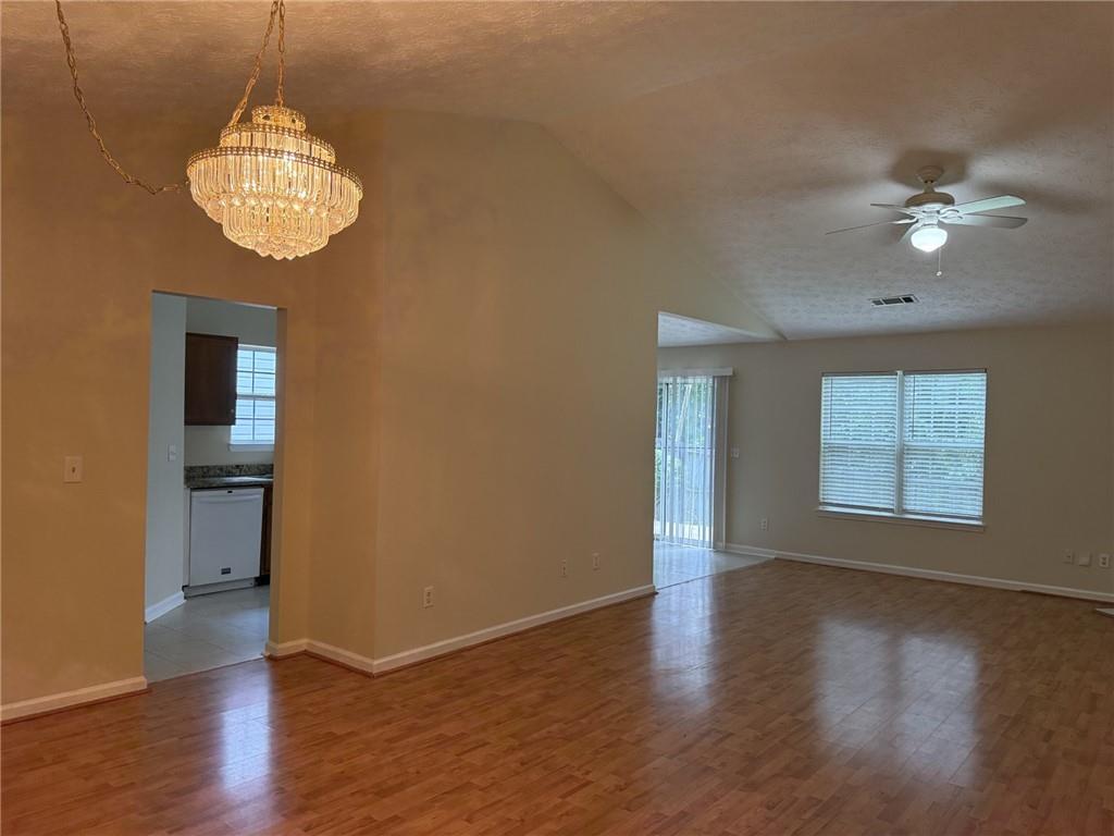 Building Photo - 970 Meadow Walk Ave