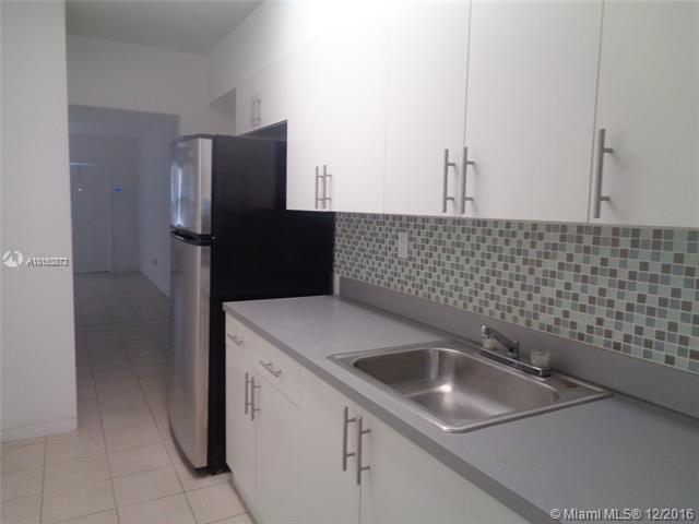 Primary Photo - 1451 NE 170th St