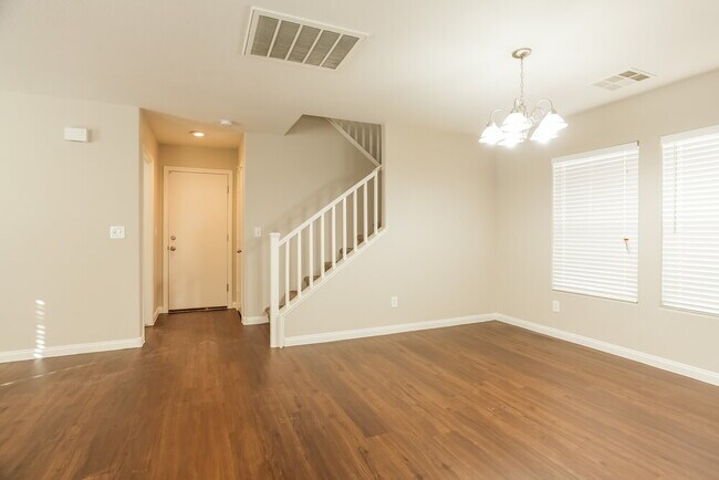 Foto del edificio - 3958 Russet Plains St