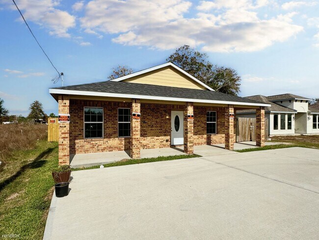 Foto del edificio - 5 br, 3 bath House - 440 Road 51021