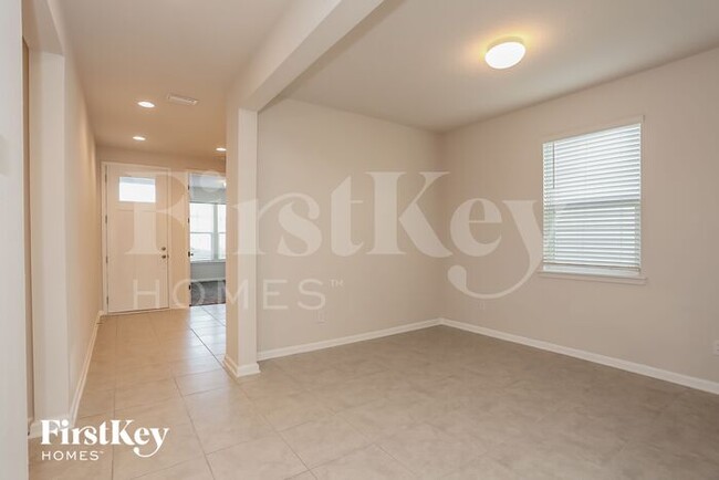 Foto del edificio - 3809 Sunberry Ln