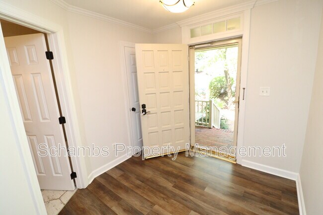 Foto del edificio - 119 Loch Bend Ln