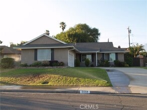 Building Photo - 5554 La Deney St