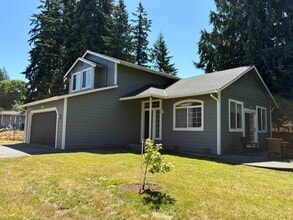 Building Photo - 310 80th Pl SW
