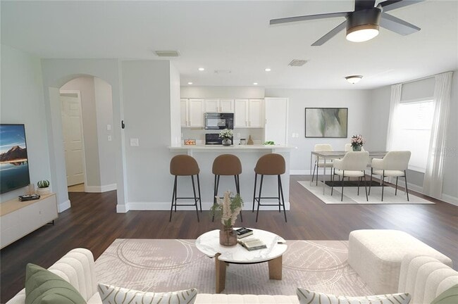 Foto del edificio - 7827 Carriage Pointe Dr