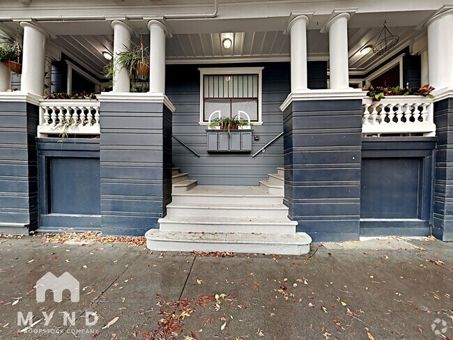 Building Photo - 821 14th St