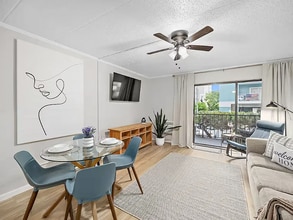 Building Photo - 16 51st St