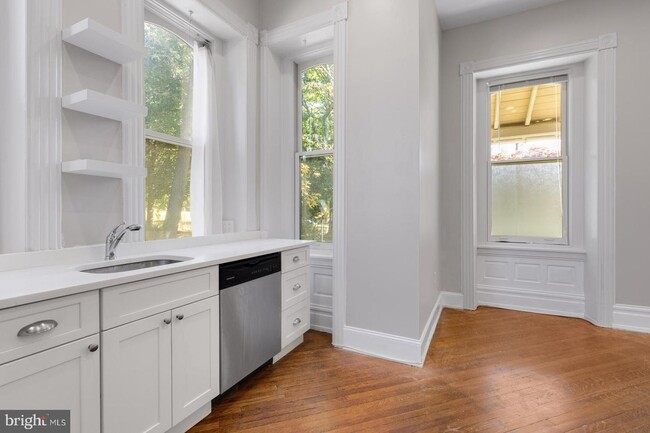Foto del edificio - 109 Carpenter Ln