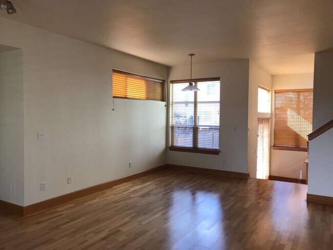 Foto del edificio - 3911 NE 9th Ave