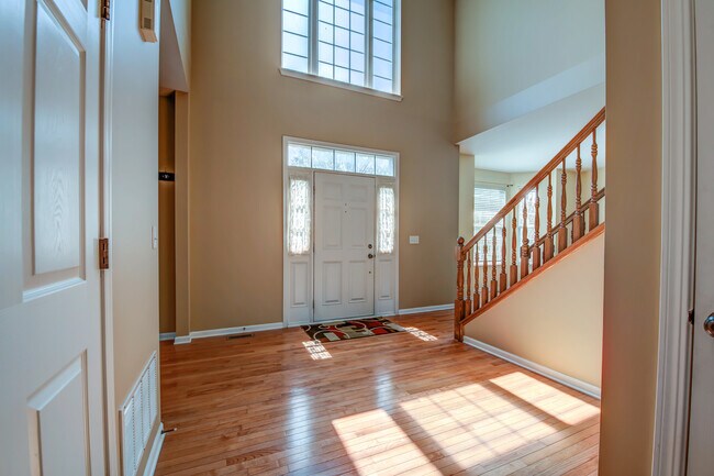 Foto del edificio - 860 Spring Creek Cir