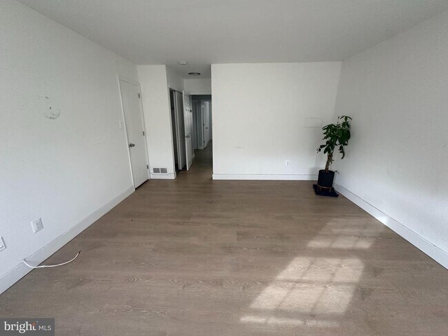 Foto del edificio - 104 Willow Turn