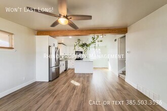 Building Photo - 1993 Champagne Ave