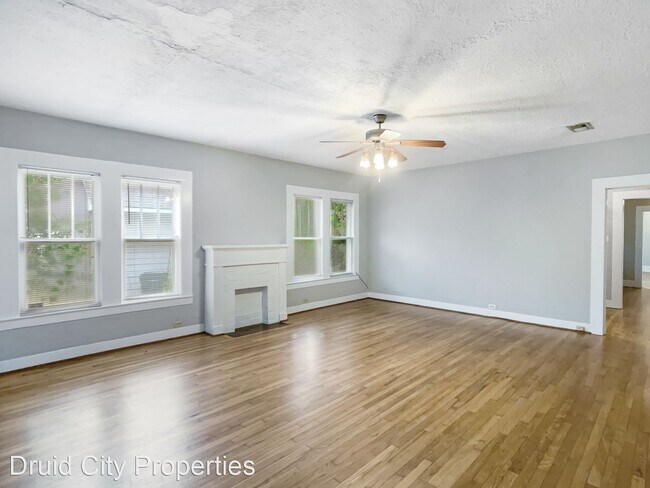 Foto del edificio - 4 br, 3 bath House - 816 13th Street