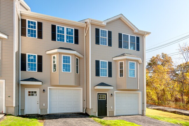 Foto del edificio - 74 Upland Street