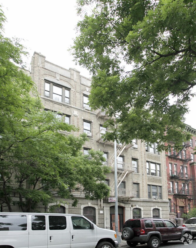 Foto del edificio - 281 Quincy St