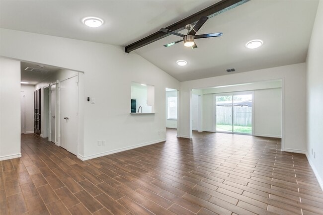 Building Photo - 2126 Trellis Pl