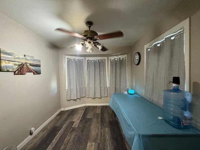 Building Photo - Warm and Inviting 2 bedroom home in Newman
