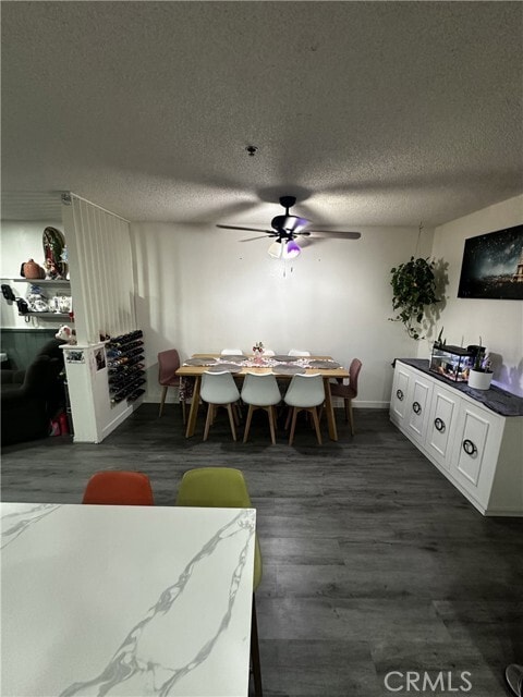 Foto del edificio - 700 E 3rd St
