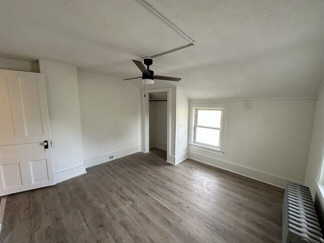 Foto del edificio - 409 Castle St