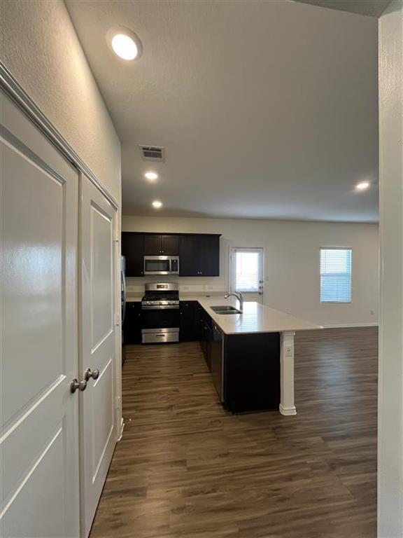 Building Photo - 513 Big Rocky Bend