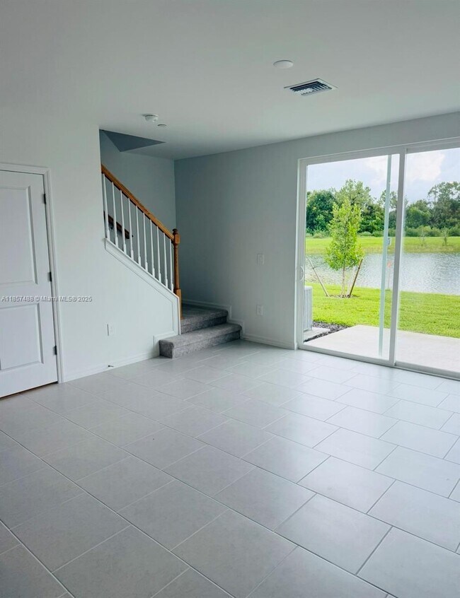 Foto del edificio - 4230 North Dr