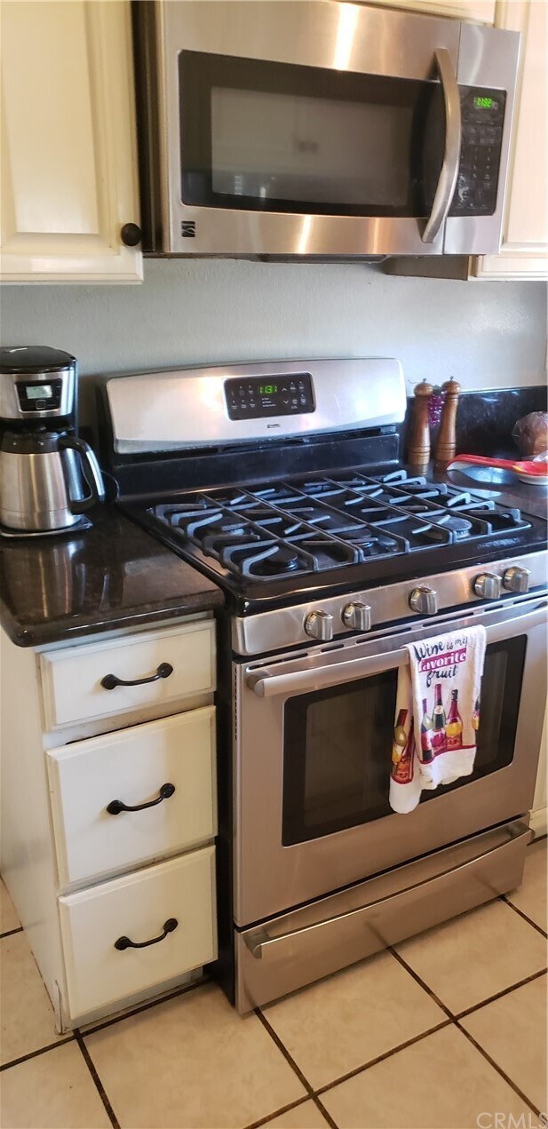 Foto del edificio - 12275 Wintergreen St
