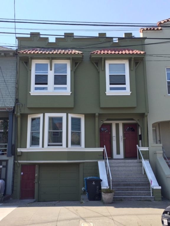 Building Photo - 547 5th Ave