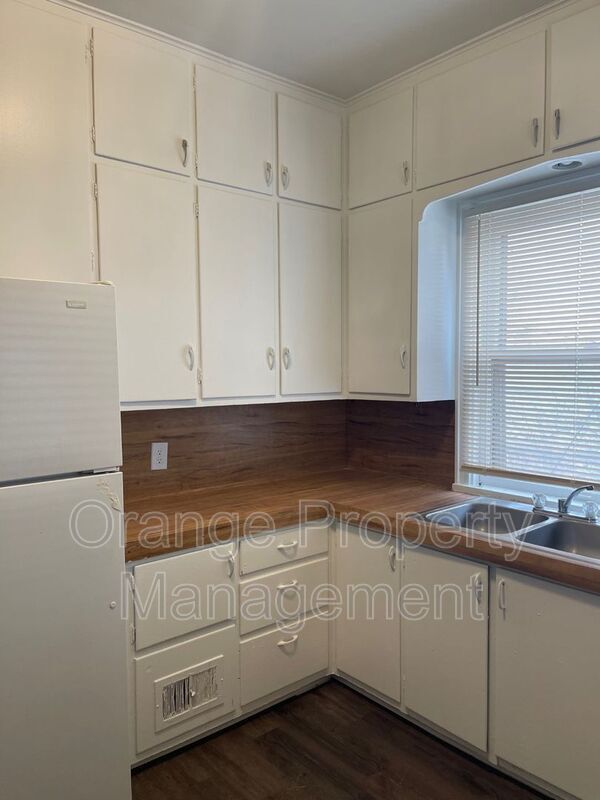 Building Photo - 1015 N 34th St