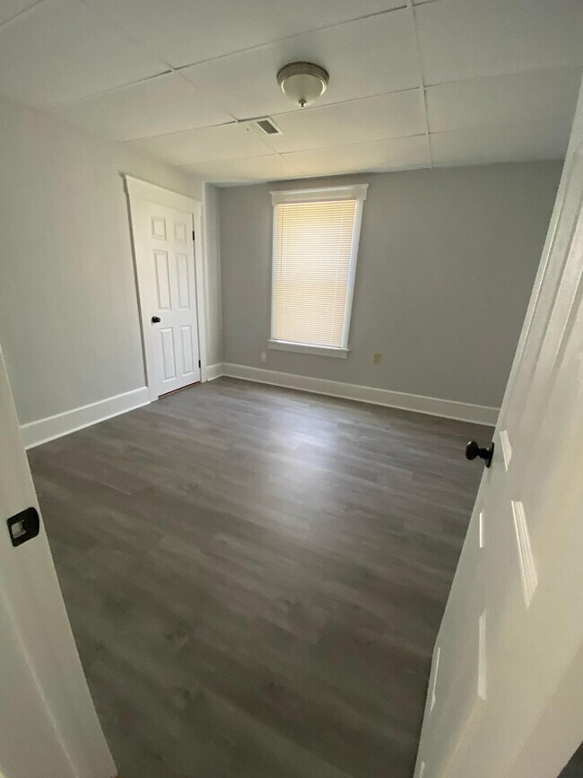 11 Reeves St Unit 2, Worcester, MA 01607 Apartments in Worcester, MA