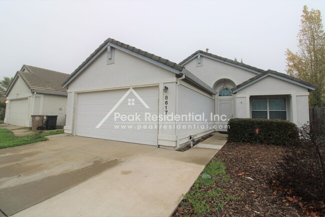 Foto del edificio - Very Nice Elk Grove 3bd/2ba With 2 Car Gar...