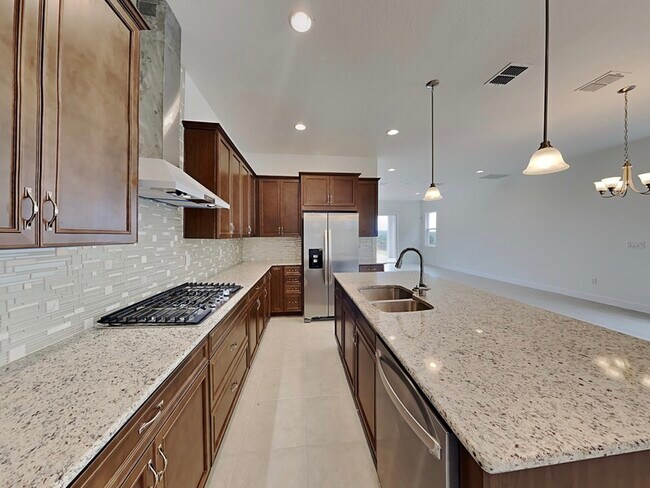 Foto del edificio - 15709 Vetta Dr