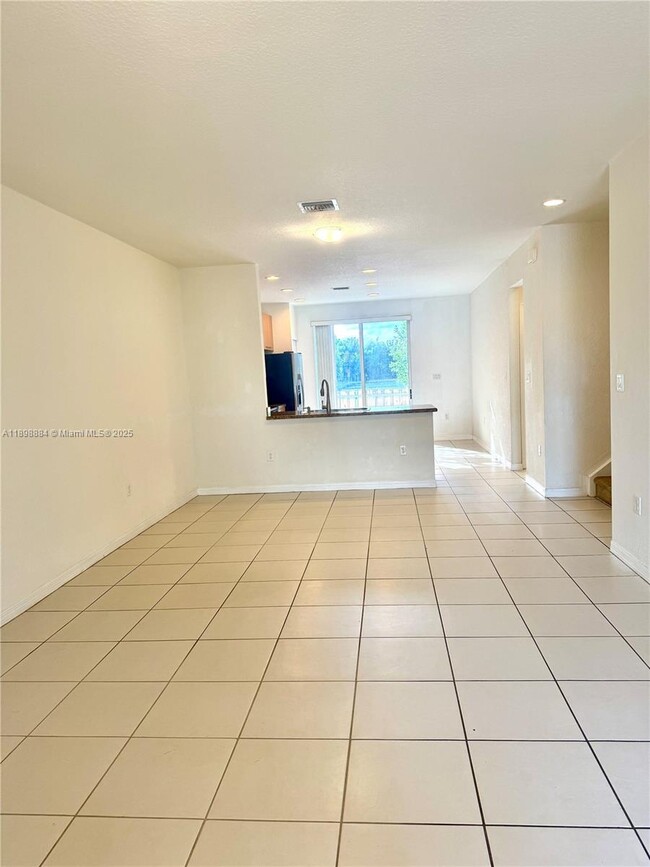 Building Photo - 3972 SW 149th Pl
