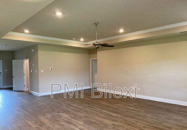 Building Photo - 1208 Carraway Cv