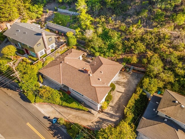 Building Photo - 2726 El Prado Rd