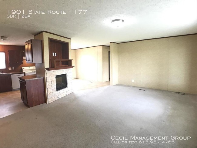 Building Photo - 3 bedroom in New Baden IL 62265