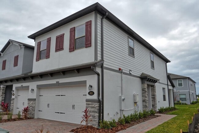 Building Photo - 312 Rustic Loop