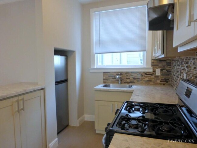 Foto del edificio - 1212 Willard St