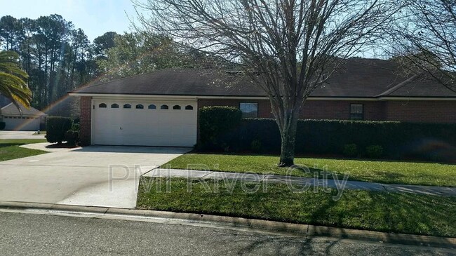 Foto del edificio - 13056 Clearbrook Ct